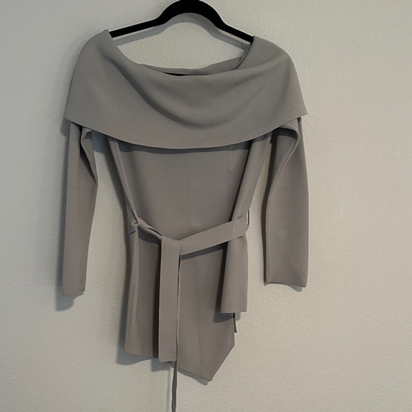 safiyaa Tops - Safiyaa beautiful gray tunic belted off shoulder top 8